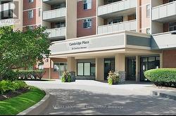 1021 - 30 DENTON AVENUE Toronto, ON M1L 4P2