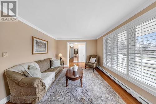 2553 Stillmeadow Road, Mississauga, ON - Indoor Photo Showing Living Room