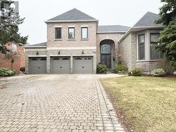 12A AVA CRESCENT Richmond Hill, ON L4B 2X1
