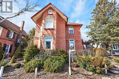 28 QUEEN STREET  Innisfil, ON L0L 1L0