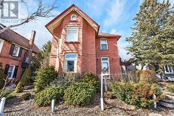 28 QUEEN STREET Innisfil, ON L0L 1L0