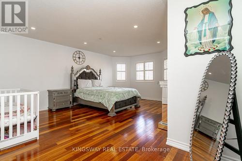 891 Stonebridge Avenue, Mississauga, ON - Indoor Photo Showing Bedroom