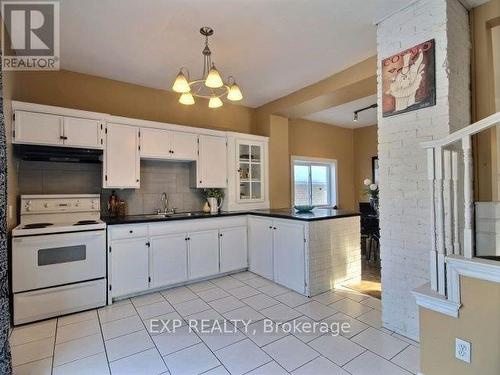 121 Boullee Street, London East, ON - Indoor Photo Showing Kitchen