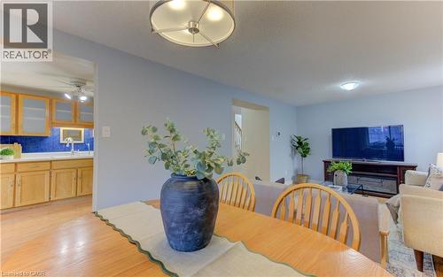 9 Camrose Court, Kitchener, ON - Indoor Photo Showing Dining Room