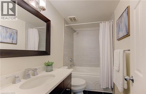 9 Camrose Court, Kitchener, ON - Indoor Photo Showing Bathroom