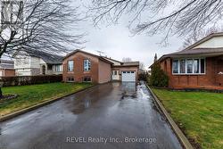 323 BARRICK ROAD Port Colborne (Main Street), ON L3K 4B6