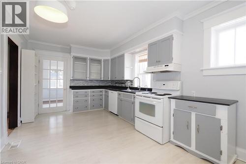 33 Main Street E, Drayton, ON - Indoor Photo Showing Kitchen