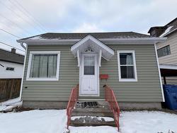 7 Seventh Avenue South  Kenora, ON P9N 2E2