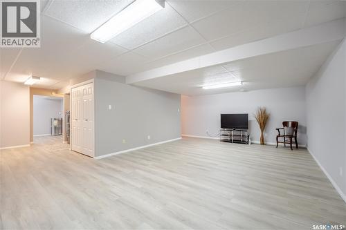 1354 King Crescent, Moose Jaw, SK - Indoor