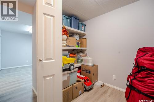 1354 King Crescent, Moose Jaw, SK - Indoor