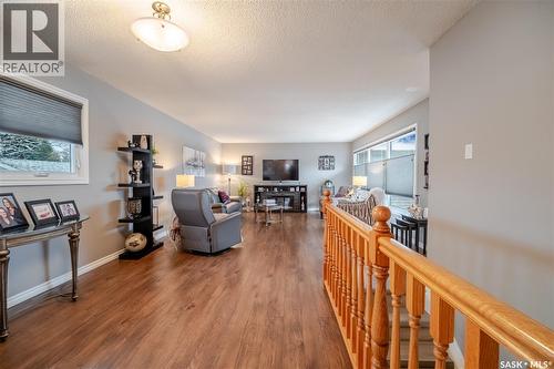 1354 King Crescent, Moose Jaw, SK - Indoor