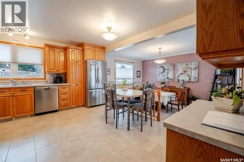 1354 King Crescent, Moose Jaw, SK - Indoor