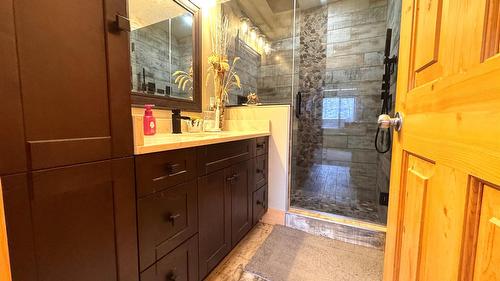 B-6 Alpine Trail Lane, Fernie, BC - Indoor