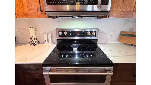 B-6 Alpine Trail Lane, Fernie, BC - Indoor Photo Showing Kitchen