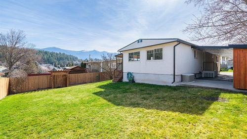 1420 Alder Street, Creston, BC - Outdoor