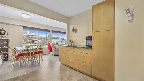 2429 Gosset Road, West Kelowna, BC - Indoor Photo Showing Other Room