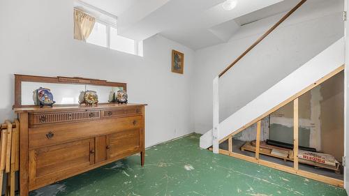 2429 Gosset Road, West Kelowna, BC - Indoor Photo Showing Other Room