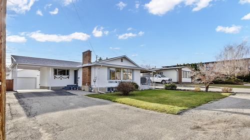 2429 Gosset Road, West Kelowna, BC - Outdoor With Facade