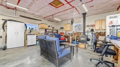 2429 Gosset Road, West Kelowna, BC - Indoor Photo Showing Garage