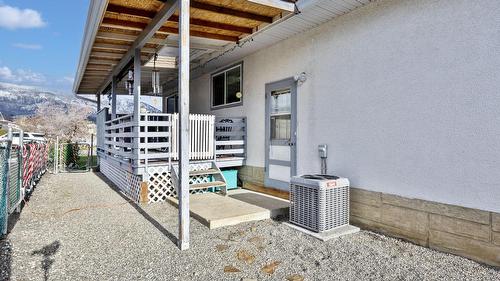 2429 Gosset Road, West Kelowna, BC - Outdoor