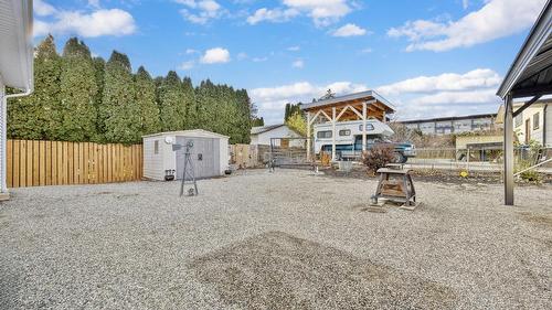 2429 Gosset Road, West Kelowna, BC - Outdoor