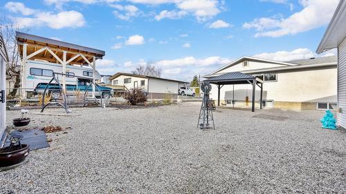2429 Gosset Road, West Kelowna, BC - Outdoor