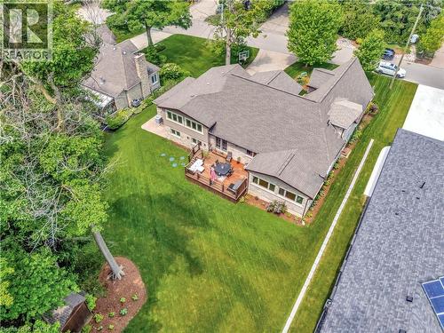 11 Maple Hill Drive, Kitchener, ON - Outdoor