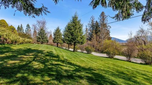 940 Peterman Road, Creston, BC - Outdoor