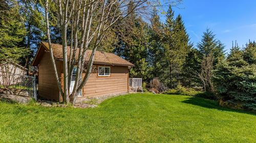 940 Peterman Road, Creston, BC - Outdoor