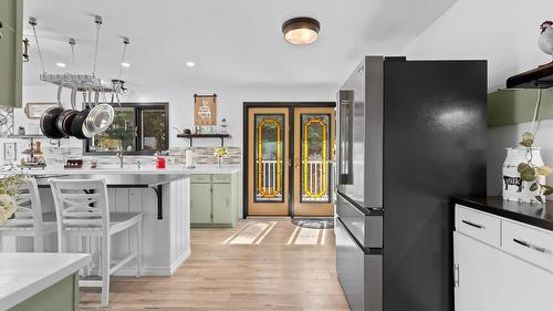 940 Peterman Road, Creston, BC - Indoor Photo Showing Other Room