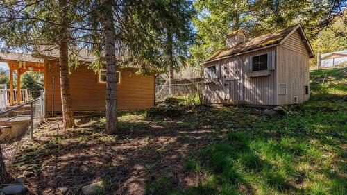 940 Peterman Road, Creston, BC - Outdoor