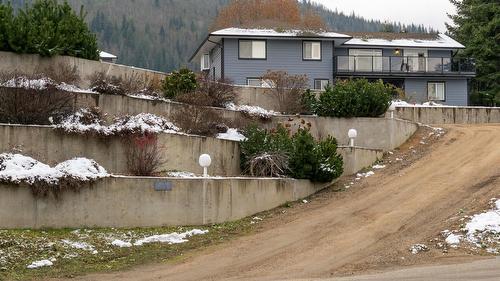 1350 13 Avenue  Salmon Arm, BC V1E 2G7