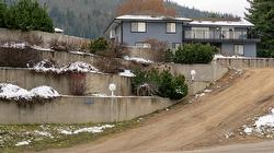 1350 13 Avenue  Salmon Arm, BC V1E 2G7