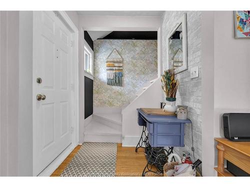 2230 Hall, Windsor, ON 