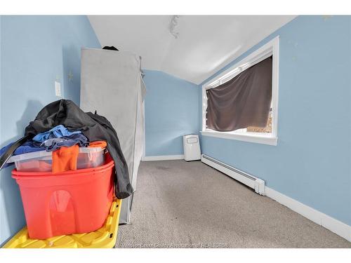 2230 Hall, Windsor, ON 