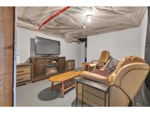 2230 Hall, Windsor, ON 