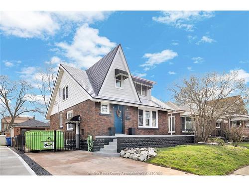 2230 Hall, Windsor, ON 