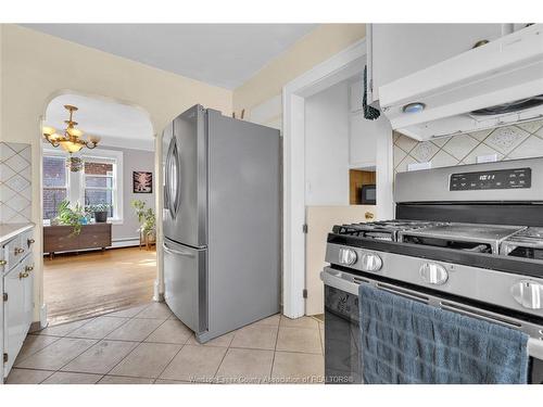 2230 Hall, Windsor, ON 