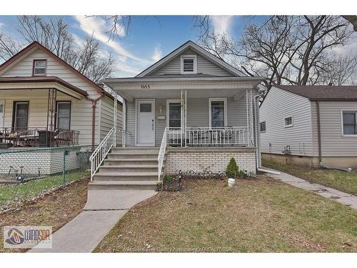 965 Bridge, Windsor, ON 