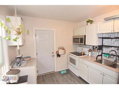 965 Bridge, Windsor, ON 