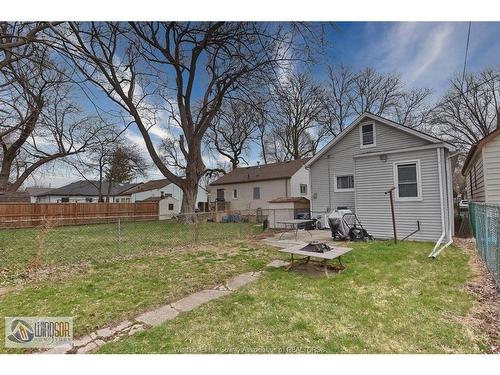 965 Bridge, Windsor, ON 