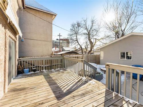 804 Home St, Winnipeg, MB 