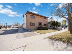 150-152 VIDAL Street NORTH Sarnia, ON N7T 5X7