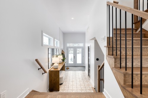 Hall d'entrée/Vestibule - Rue Des Cèdres, L'Assomption, QC - Indoor Photo Showing Other Room