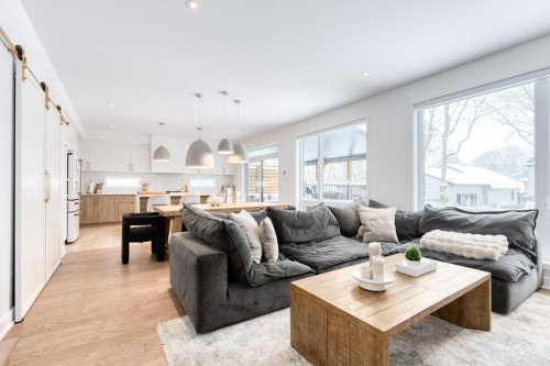 Salon - Rue Des Cèdres, L'Assomption, QC - Indoor Photo Showing Living Room