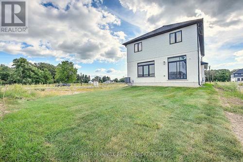 4248 Liberty Cross, London South (South V), ON - Outdoor