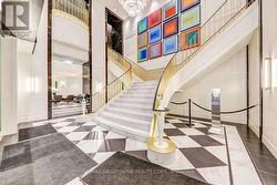 402 - 955 BAY STREET Toronto, ON M5S 0C6