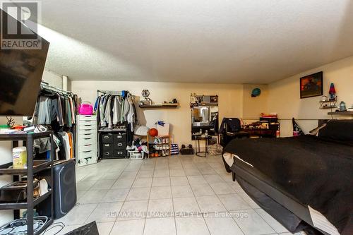 41 - 1010 Glen Street, Oshawa, ON - Indoor