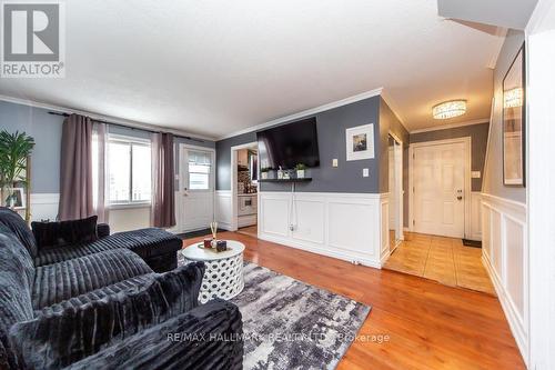 41 - 1010 Glen Street, Oshawa, ON - Indoor Photo Showing Living Room