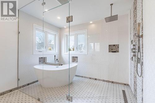 48 Fernbrook Crescent, Brampton, ON - Indoor